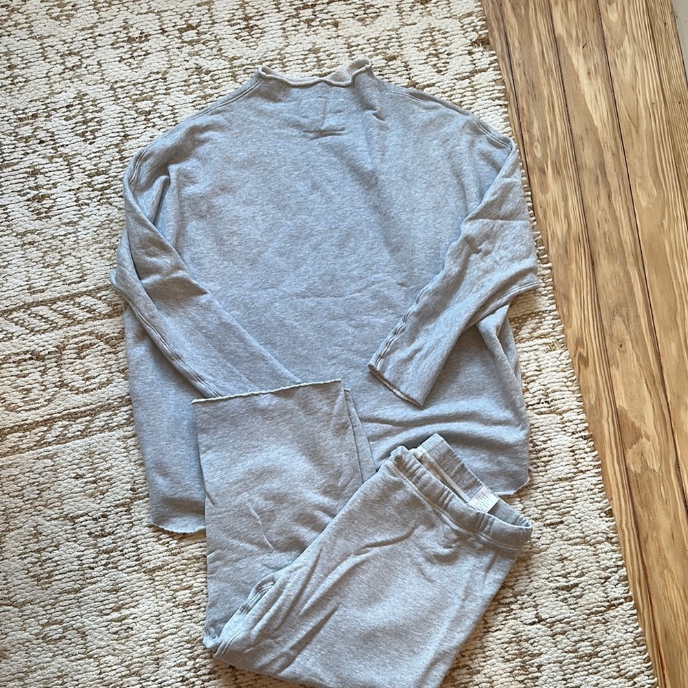 Frank & Eileen Cozy Gray Lounge Set